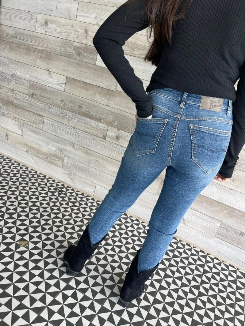 3e5727be 5ca1 41fb 80f0 4a43e854dfa7