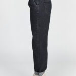 224705 223909 Black 6.jpg